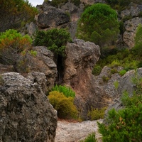 Photo de France - Le Cirque de Mourèze et le Lac du Salagou